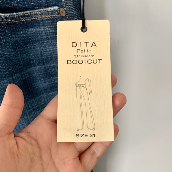 🆕 COH Dita Bootcut Petite Denim Flare Jeans Sz 31 - Picture 6 of 9